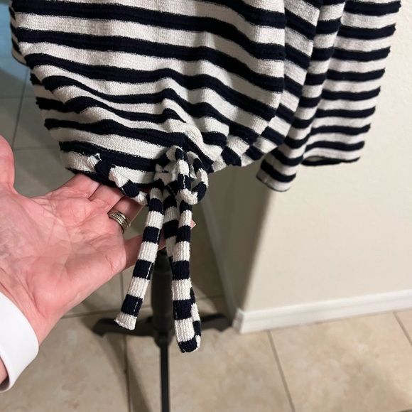 Ann Taylor Loft - pull over top w/ mock neck in size XXL - cozy - Picture 7 of 8